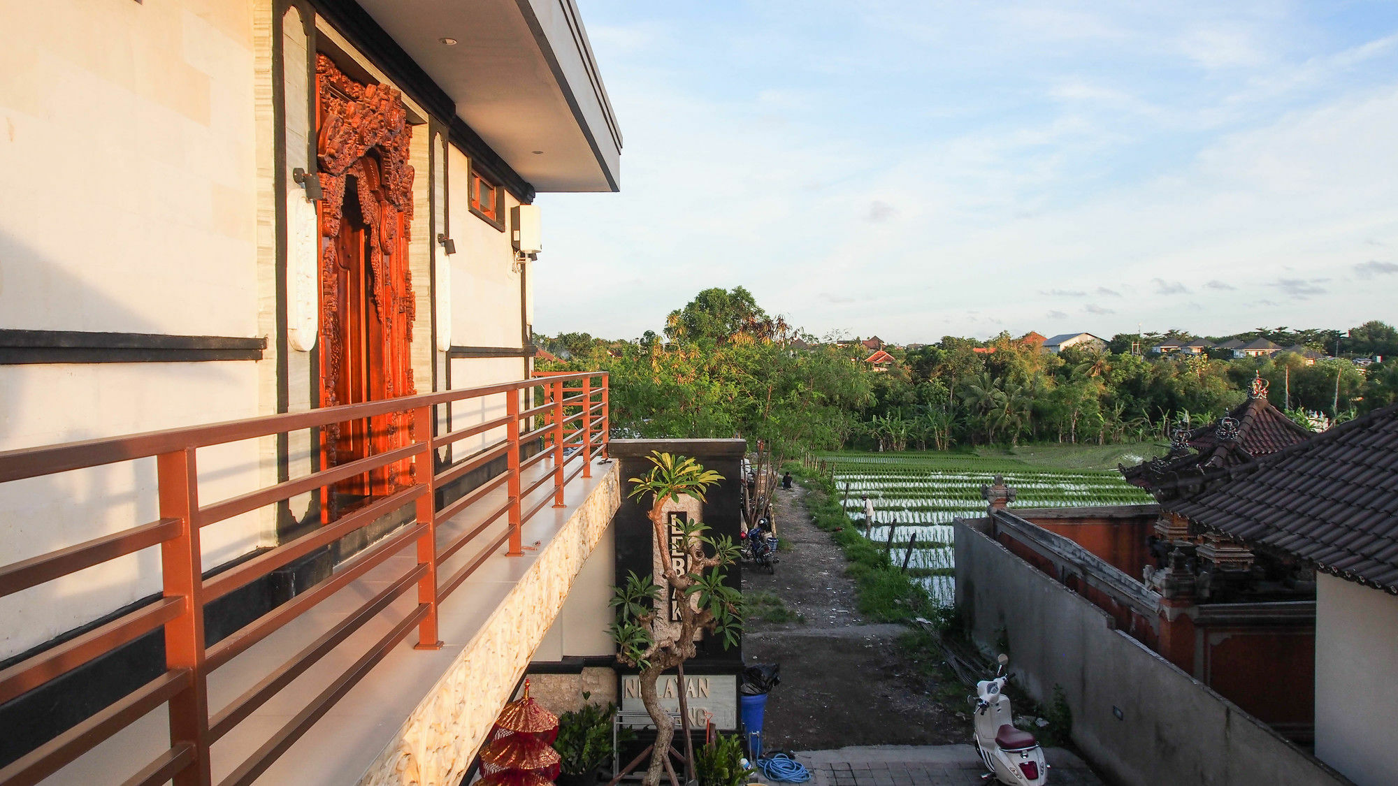Lebak Nelayan Hotel Canggu  Exterior photo